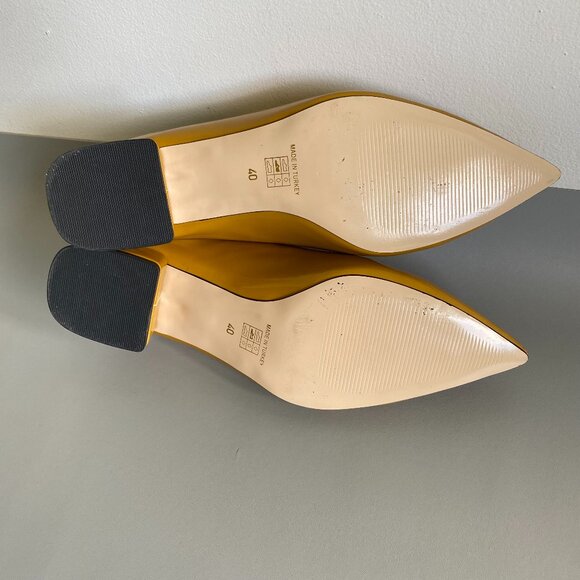 Le Scarpe Mustard Patent Synthetic Leather Mules 8.5/9 - Picture 7 of 10